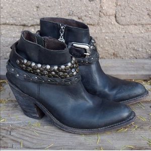 black liberty black concho ankle booties boots